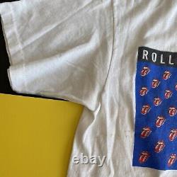 1989 vintage Rolling Stones concert Band shirt Size large