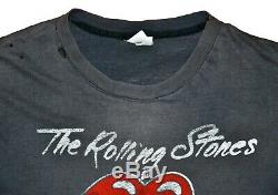 VTG 80s 1981 THE ROLLING STONES North American Rock Concert T SHIRT Thrashed S M